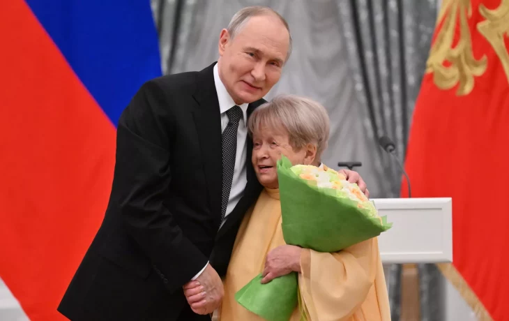 Путин назвал песни Пахмутовой родными для поколений Путин назвал песни Пахмутовой родными для поколений