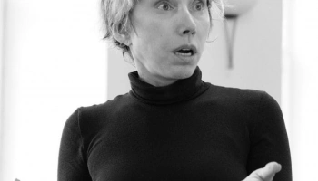 Елена Воробей о своей роли в детективном спектакле "Она разгадал Елена Воробей о своей роли в детективном спектакле "Она разгадал